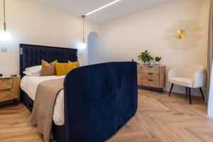 Bedroom- click for photo gallery